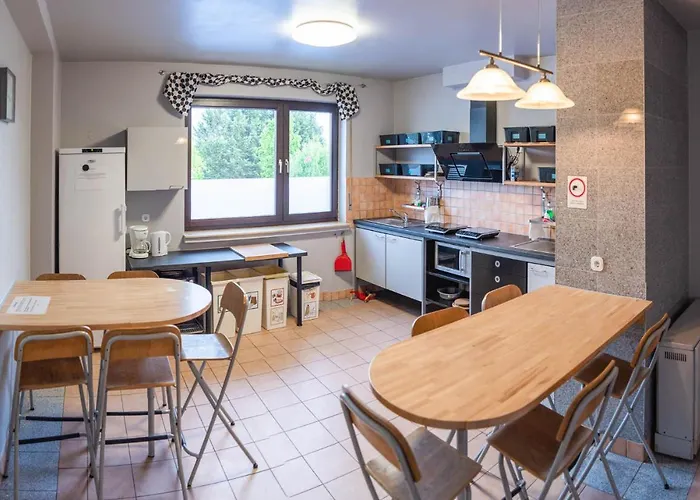 Gasthuis Hotel-pension Schlafpunkt In Bei Koeln *