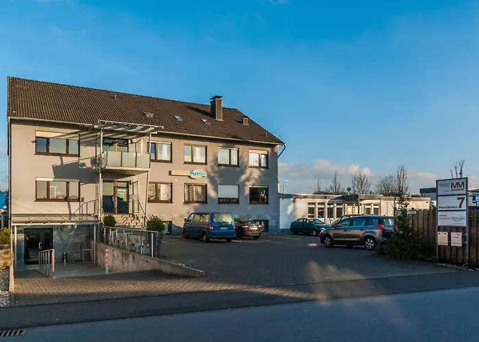 Hotel-pension Schlafpunkt In Bei Koeln