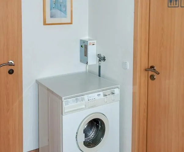 בית הארחה Hotel-pension Schlafpunkt In Bei Koeln *