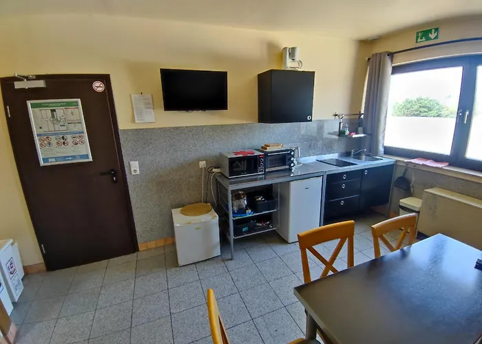 Hotel-pension Schlafpunkt In Bei Koeln Leverkusen